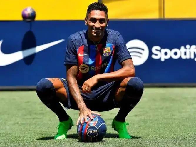 引人注目 引人注目