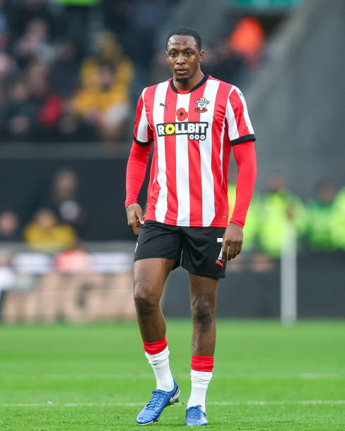 大勝阿斯頓 大勝阿斯頓